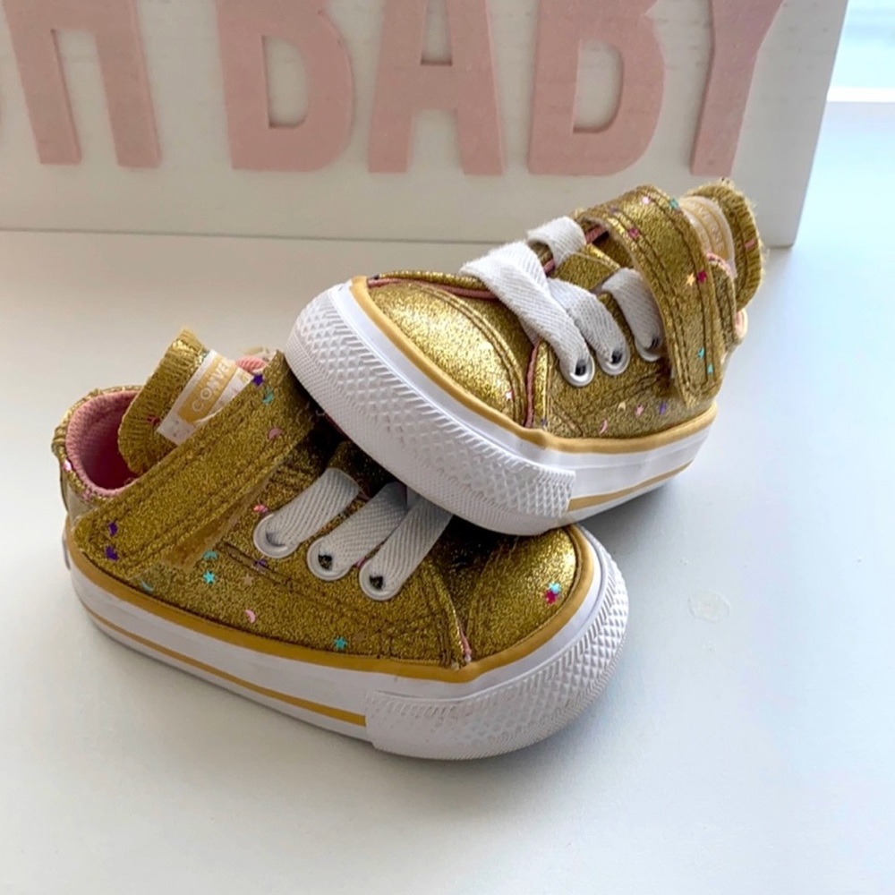 Baby converse